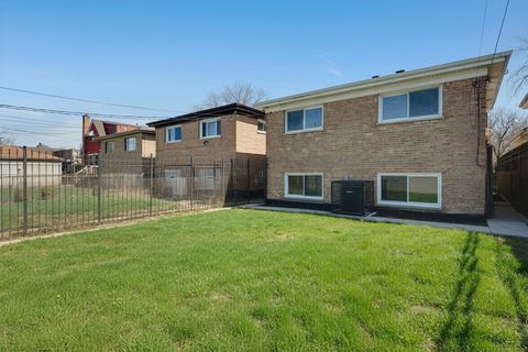 Tiny photo for 9540 S King Drive, Chicago, IL 60628 (MLS # 12614435)