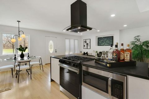 Tiny photo for 9540 S King Drive, Chicago, IL 60628 (MLS # 12614435)