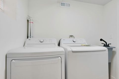 Tiny photo for 9540 S King Drive, Chicago, IL 60628 (MLS # 12614435)