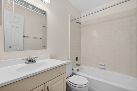 Tiny photo for 547 Woodmar Lane, Crystal Lake, IL 60014 (MLS # 12537268)