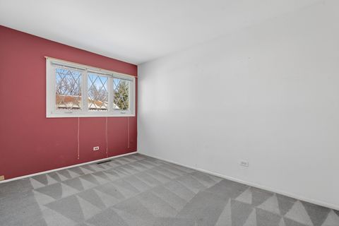 Tiny photo for 547 Woodmar Lane, Crystal Lake, IL 60014 (MLS # 12537268)