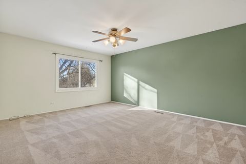 Tiny photo for 547 Woodmar Lane, Crystal Lake, IL 60014 (MLS # 12537268)