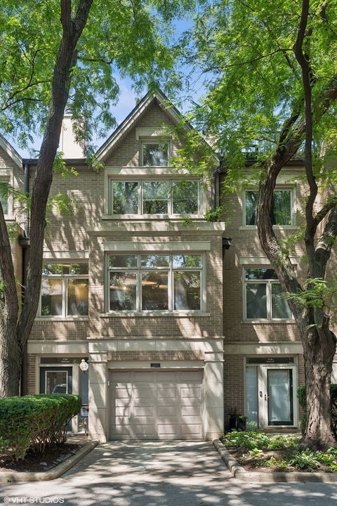 Photo of Chicago, IL 60614 (MLS # 12646165)