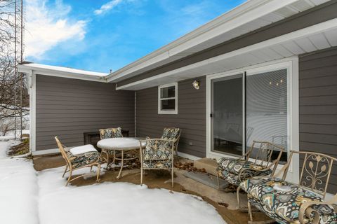 Tiny photo for 4509 Ashley Drive, McHenry, IL 60050 (MLS # 12597766)