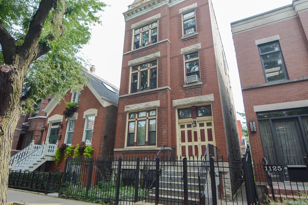 1129 N WINCHESTER Avenue CH2