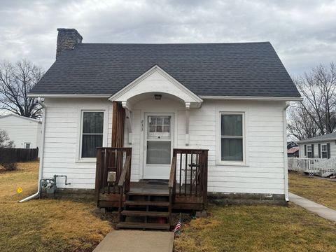 Photo of 233 N Jones Ave, Amboy, IL 61310 (MLS # 12590243)