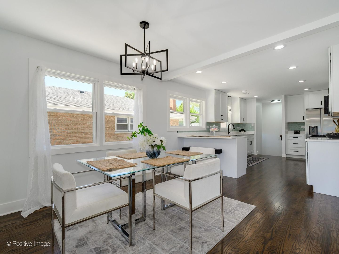 Properties 4 5720 Reba Street