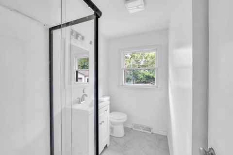 Tiny photo for 360 Poplar Street, Crystal Lake, IL 60014 (MLS # 12465630)