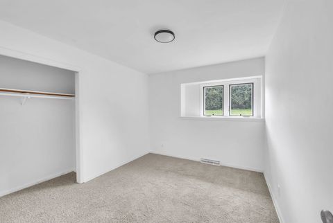 Tiny photo for 360 Poplar Street, Crystal Lake, IL 60014 (MLS # 12465630)
