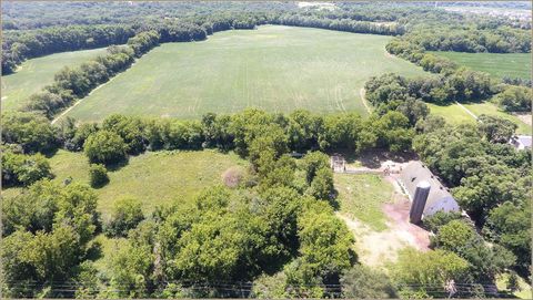 32W683 County Line Road Barrington Hills IL 60010