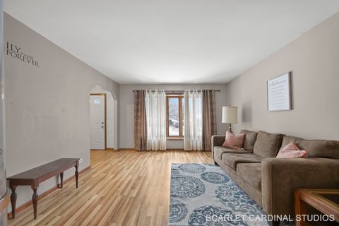 Tiny photo for 330 N Fairfield Avenue, Lombard, IL 60148 (MLS # 12528792)