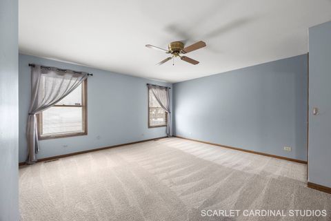 Tiny photo for 330 N Fairfield Avenue, Lombard, IL 60148 (MLS # 12528792)