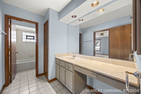 Tiny photo for 330 N Fairfield Avenue, Lombard, IL 60148 (MLS # 12528792)