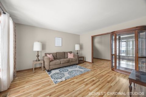 Tiny photo for 330 N Fairfield Avenue, Lombard, IL 60148 (MLS # 12528792)