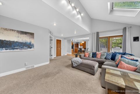 Tiny photo for 676 Old Westbury Road, Crystal Lake, IL 60012 (MLS # 12634225)
