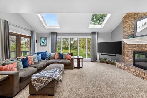 Tiny photo for 676 Old Westbury Road, Crystal Lake, IL 60012 (MLS # 12634225)