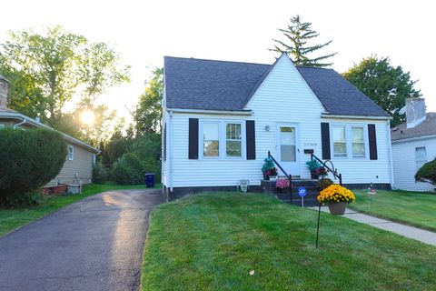 Photo of 302 S Martin Avenue, Waukegan, IL 60085 (MLS # 12481077)