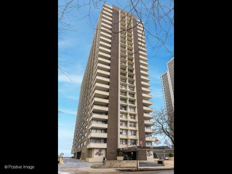Photo of 6157 N Sheridan Road #9J, Chicago, IL 60660 (MLS # 12642417)