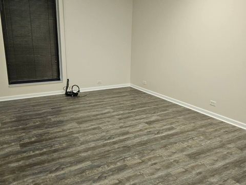 Tiny photo for 6428 Joliet Road #103, Countryside, IL 60525 (MLS # 12577012)