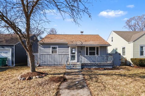 Photo of 309 S May Street, Joliet, IL 60436 (MLS # 12566077)