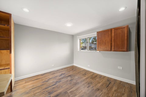 Tiny photo for 11009 S Mansfield Avenue, Chicago Ridge, IL 60415 (MLS # 12743617)