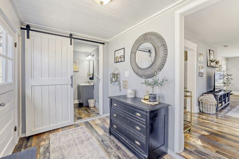 Tiny photo for 1219 Elm Street, St. Charles, IL 60174 (MLS # 12569045)