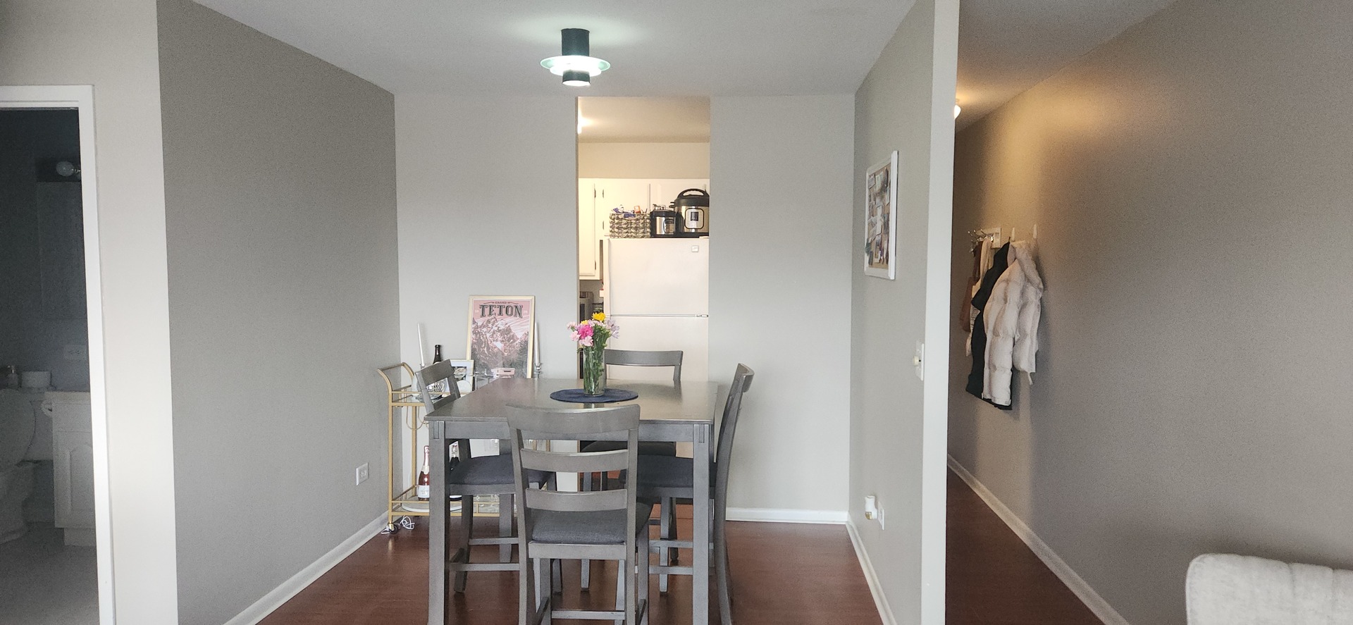 607 W Wrightwood Avenue 513