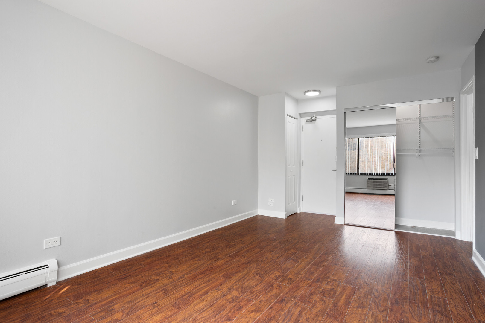 6758 N Sheridan Avenue 247