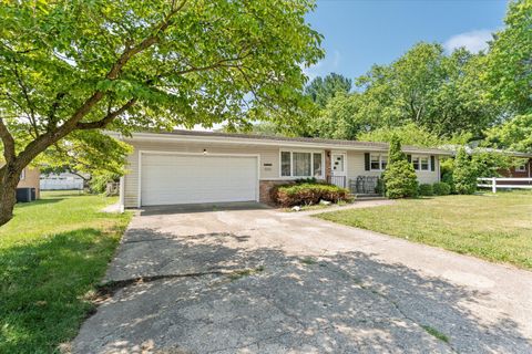 Photo of 1356 Briarcliff Drive, Rantoul, IL 61866 (MLS # 12404224) Photo of 1356 Briarcliff Drive, Rantoul, IL 61866 (MLS # 12404224)