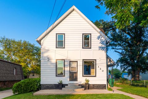 Photo of 120 Sabin Street, Sycamore, IL 60178 (MLS # 12557175)