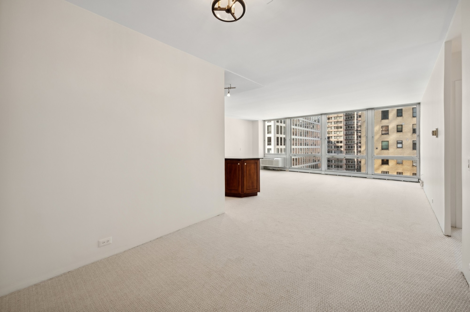 880 N LAKE SHORE Drive 8G