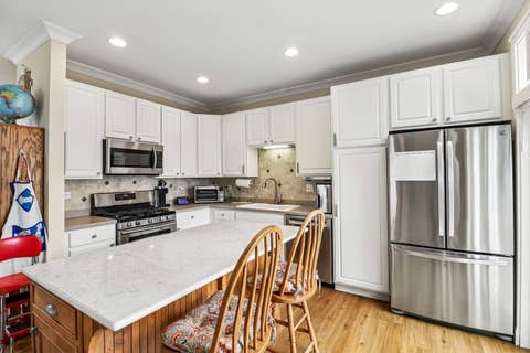 Tiny photo for 2909 Langston Circle, St. Charles, IL 60175 (MLS # 12706112)