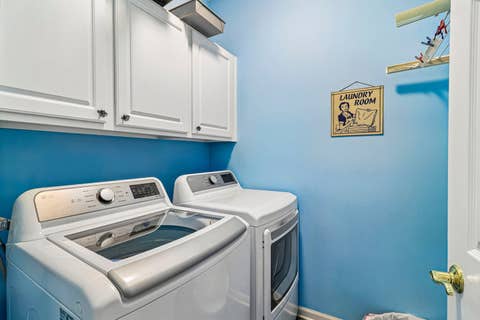 Tiny photo for 2909 Langston Circle, St. Charles, IL 60175 (MLS # 12706112)