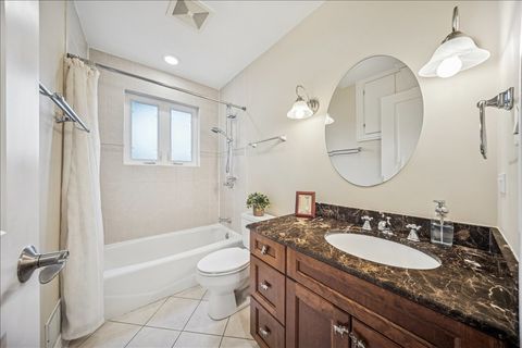 Tiny photo for 335 Vine Street, Wilmette, IL 60091 (MLS # 12485909)