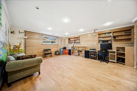 Tiny photo for 335 Vine Street, Wilmette, IL 60091 (MLS # 12485909)