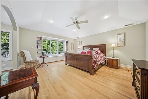 Tiny photo for 335 Vine Street, Wilmette, IL 60091 (MLS # 12485909)