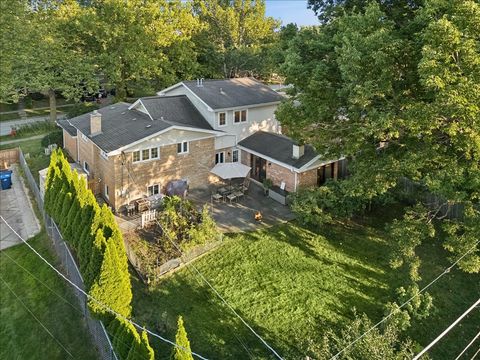 Tiny photo for 335 Vine Street, Wilmette, IL 60091 (MLS # 12485909)