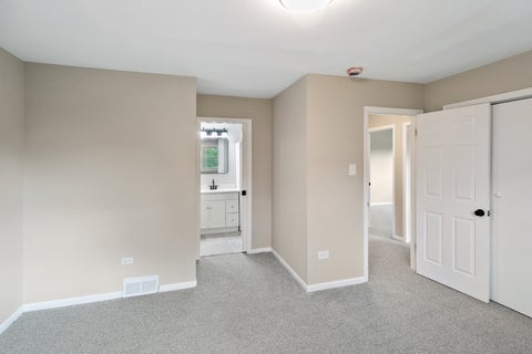 Tiny photo for 326 S Minerva Avenue, Glenwood, IL 60425 (MLS # 12743034)