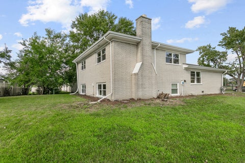 Tiny photo for 326 S Minerva Avenue, Glenwood, IL 60425 (MLS # 12743034)