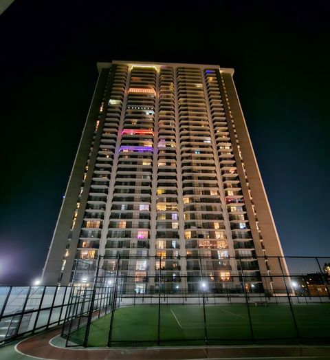 Tiny photo for 6007 N Sheridan Road #17DF, Chicago, IL 60660 (MLS # 12302957)