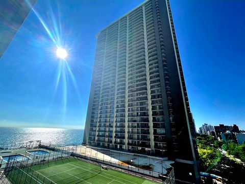 Photo of 6007 N Sheridan Road #17DF, Chicago, IL 60660 (MLS # 12302957)
