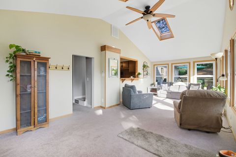 Tiny photo for 1316 Brandywine Circle, Batavia, IL 60510 (MLS # 12483084)