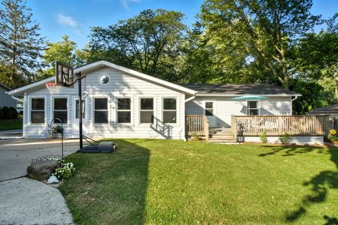 Tiny photo for 1316 Brandywine Circle, Batavia, IL 60510 (MLS # 12483084)
