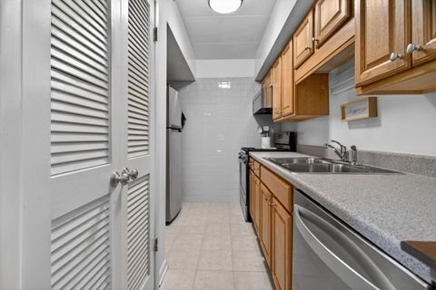 Tiny photo for 9122 W 140th Street #2NW, Orland Park, IL 60462 (MLS # 12554533)