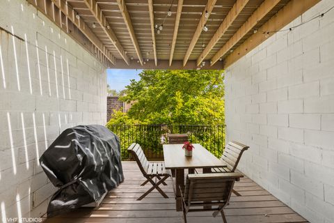 Tiny photo for 819 N Damen Avenue #2, Chicago, IL 60622 (MLS # 12492936)