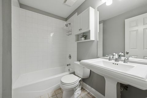 Tiny photo for 819 N Damen Avenue #2, Chicago, IL 60622 (MLS # 12492936)
