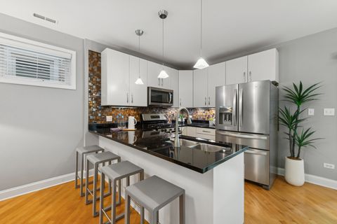 Tiny photo for 819 N Damen Avenue #2, Chicago, IL 60622 (MLS # 12492936)