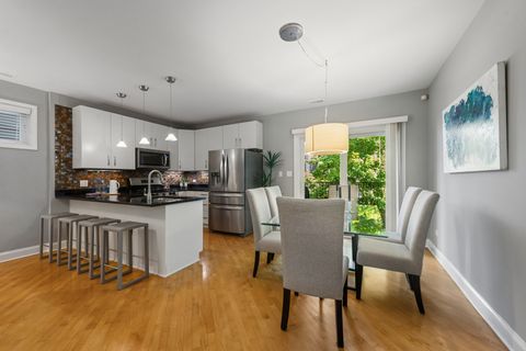 Tiny photo for 819 N Damen Avenue #2, Chicago, IL 60622 (MLS # 12492936)