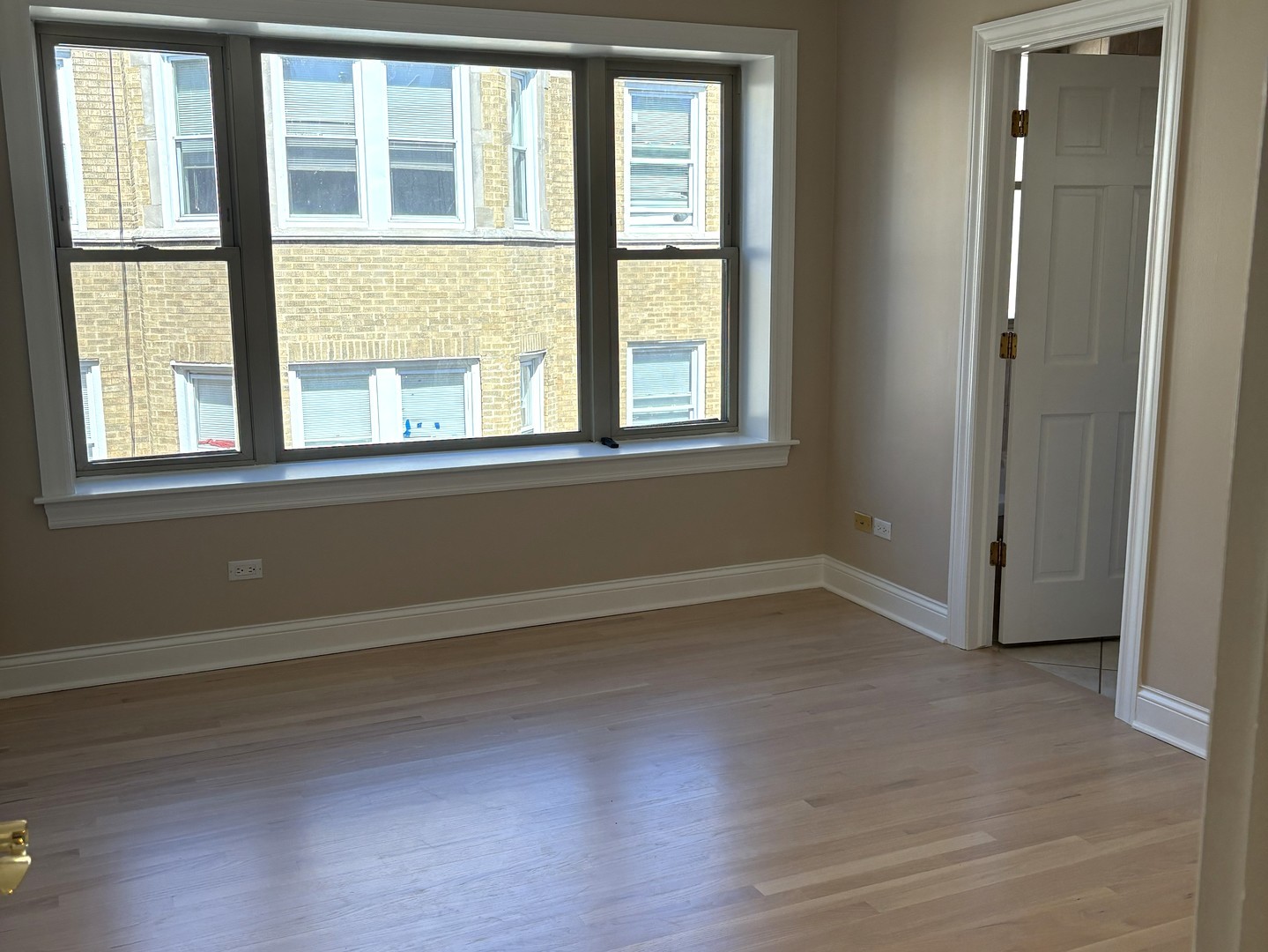 7516 N Damen Avenue 3