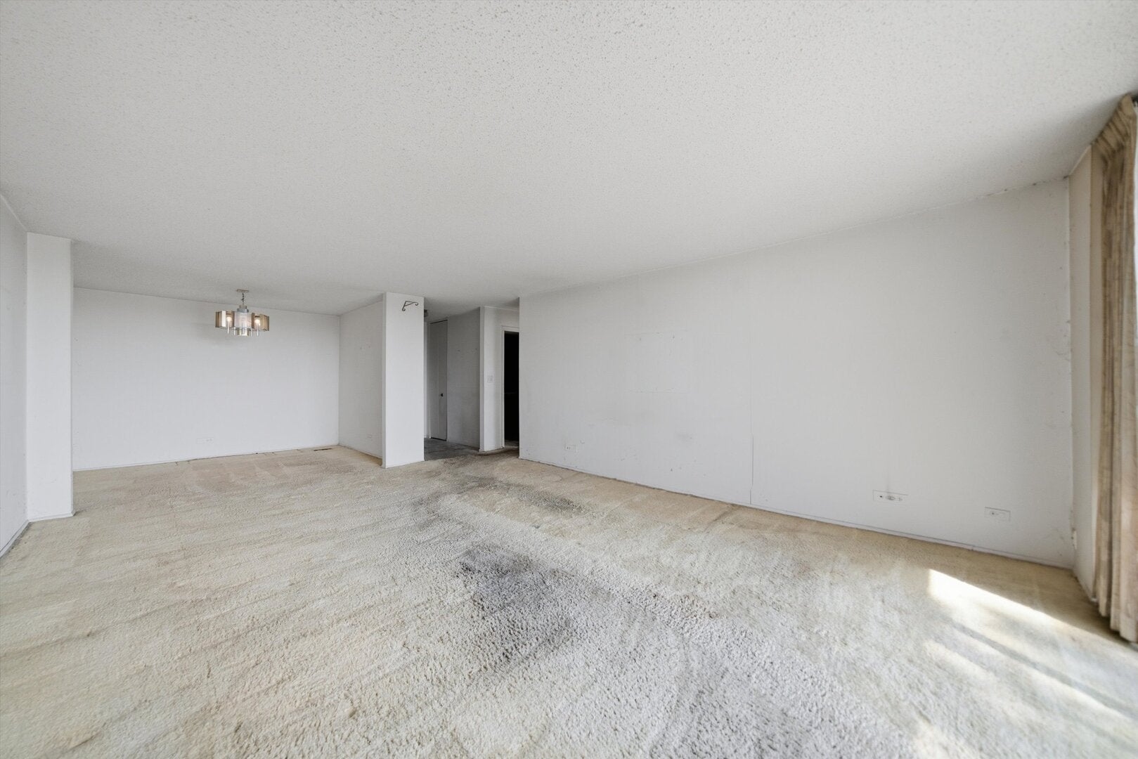 2000 Saint Regis Drive 4H